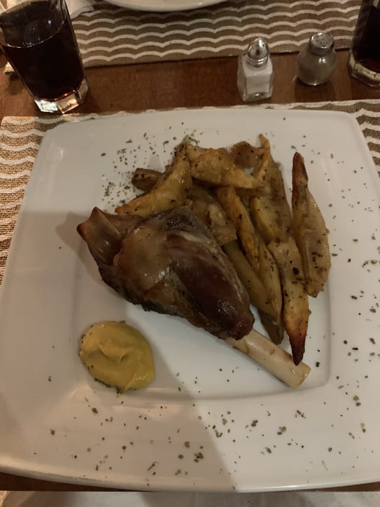 Gastro Almyros Villas Resort