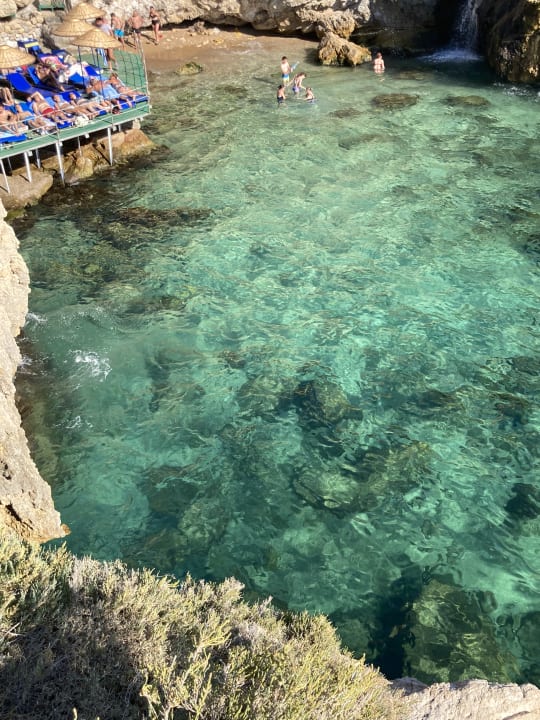 Strand Club Resort Atlantis