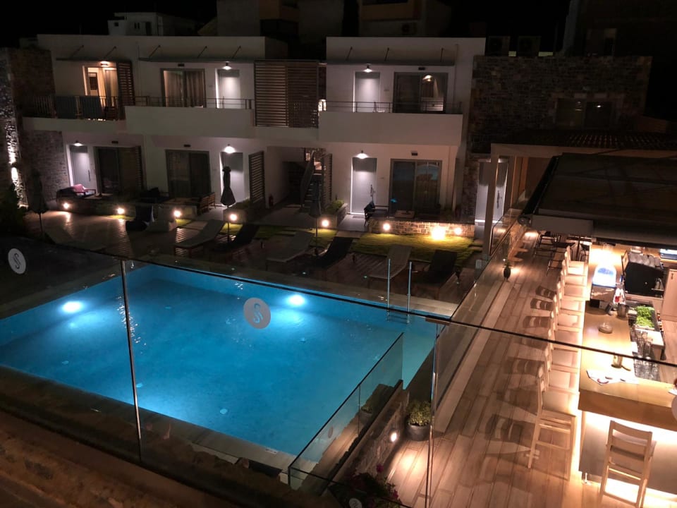 Pool Seascape Luxury Residences