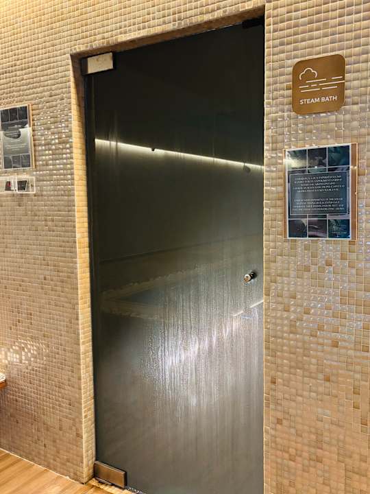 Zimmer Boeira Garden Hotel Porto Gaia, Curio Collection by Hilton