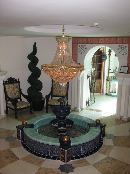 Hier geht man in den Saunabereich Wohlfühlresort Peternhof