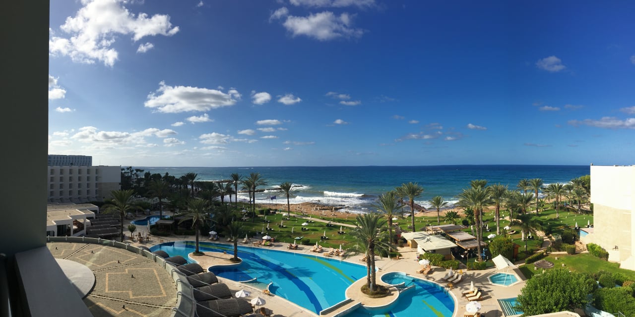 Außenansicht Constantinou Bros Athena Beach Hotel