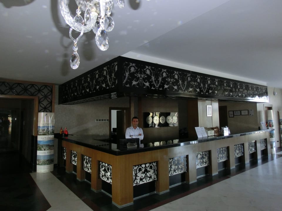 Receptie Seaden Corolla Hotel