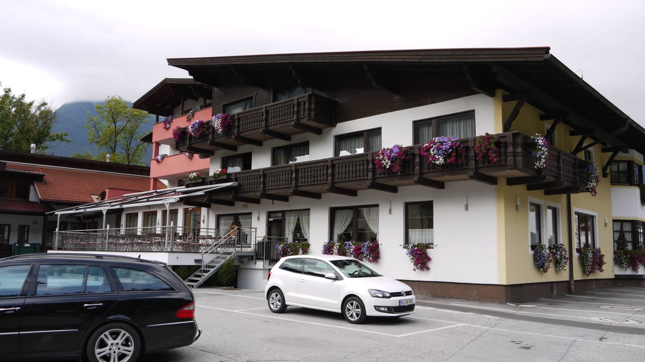 Außenansicht Hotel Auderer