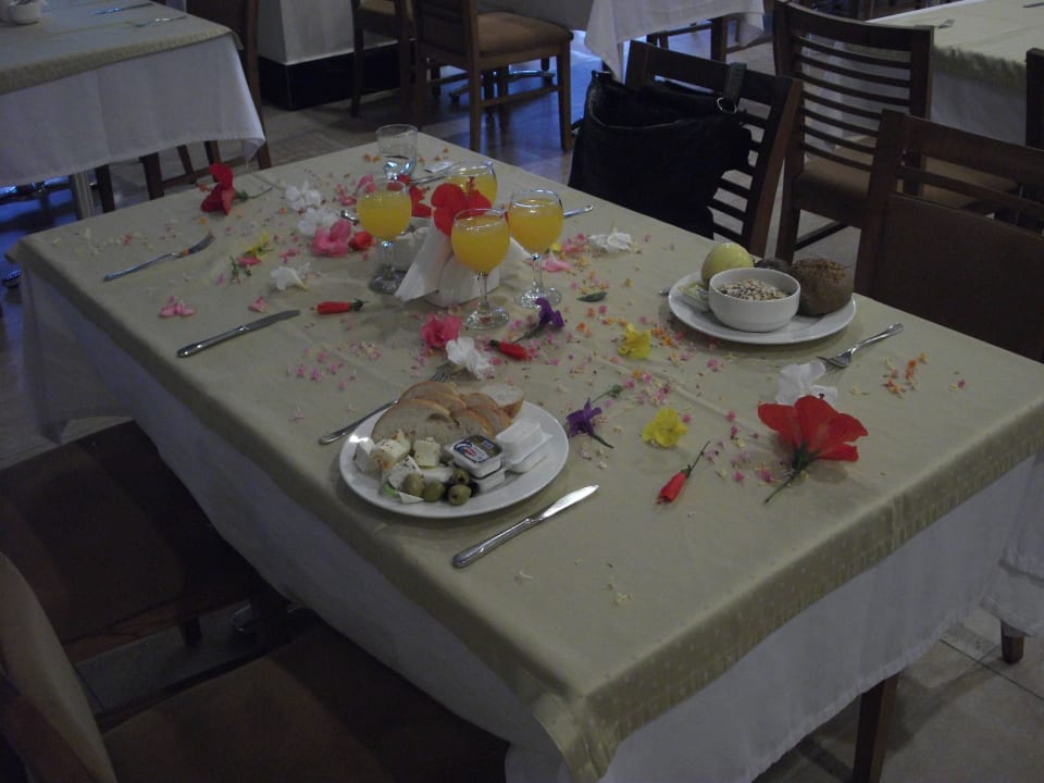 Unser Abschiedstisch Hotel Royal Garden Beach
