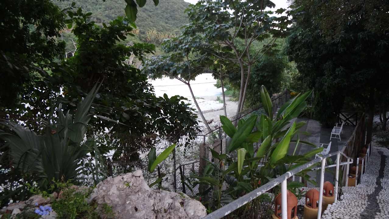 Blick auf Fluss Hotel Rancho Don Cesar