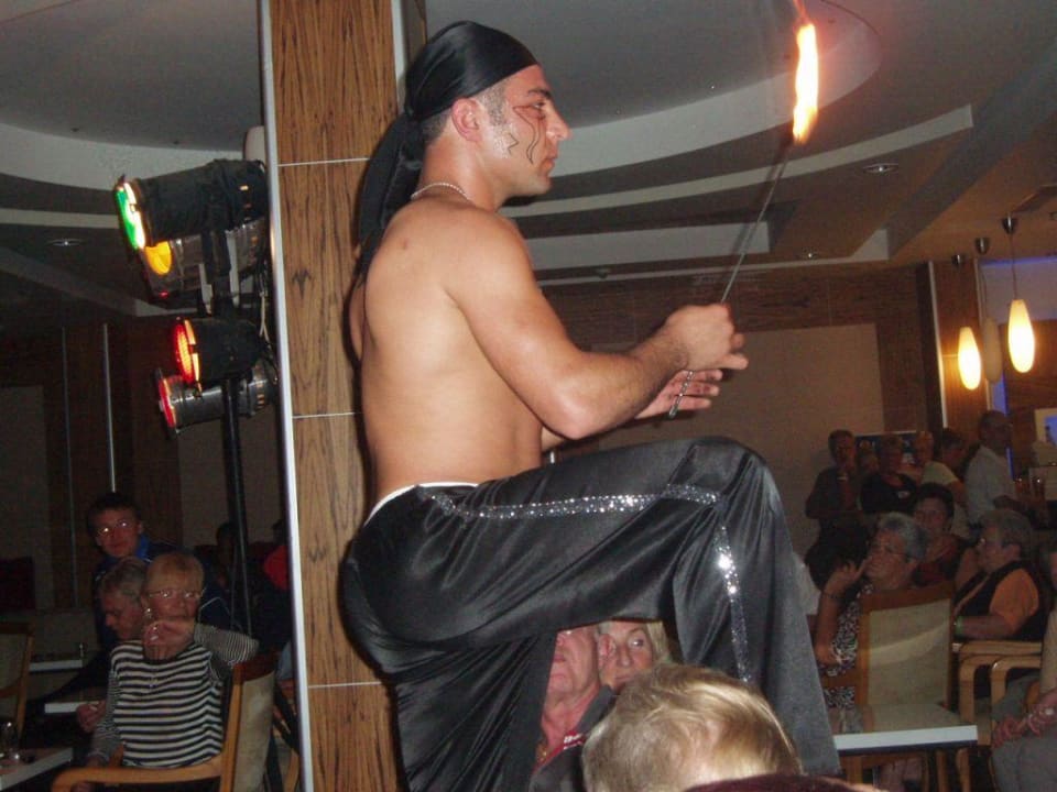 Fakirshow mit Nemo Seher Kumköy Star Resort & Spa