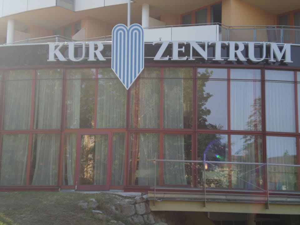 Hotel von außen Vivea Hotel Bad Vöslau