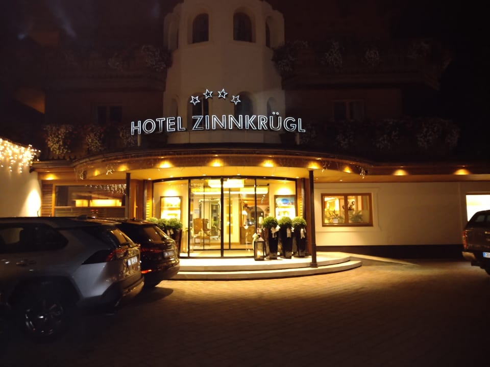 Außenansicht Hotel Zinnkrügl