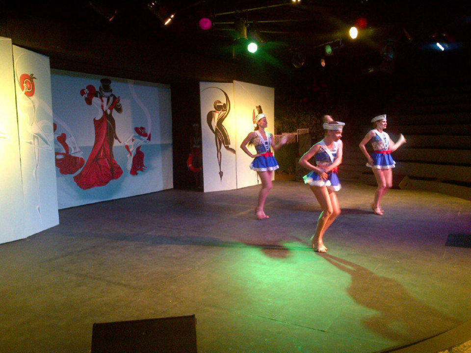 Dance Show Sunis Elita Beach Resort & Spa