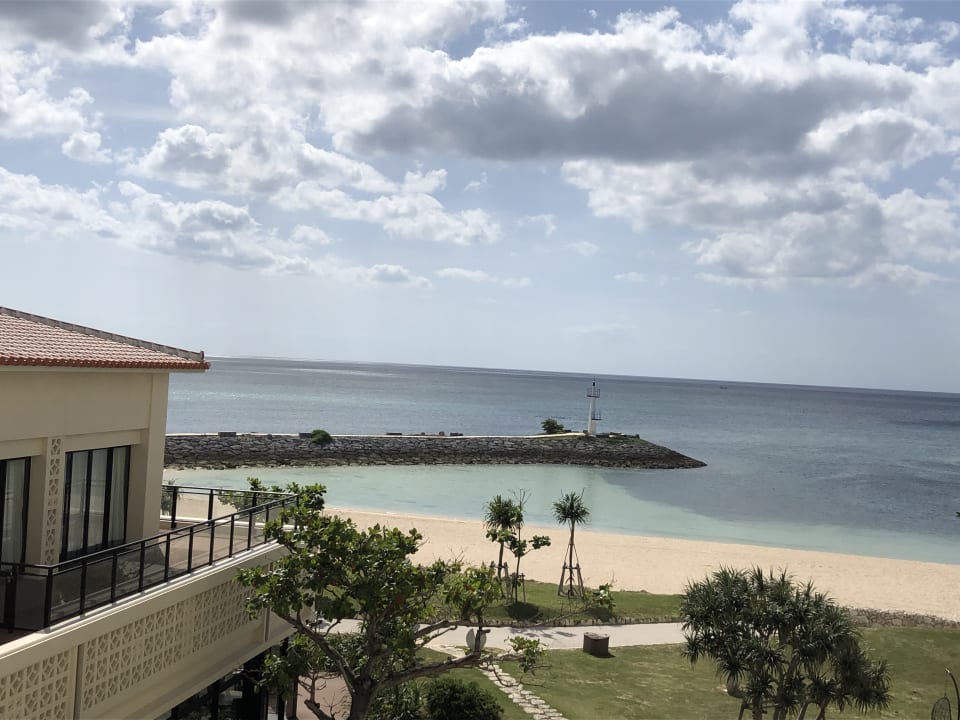 Ausblick Sheraton Okinawa Sunmarina Resort
