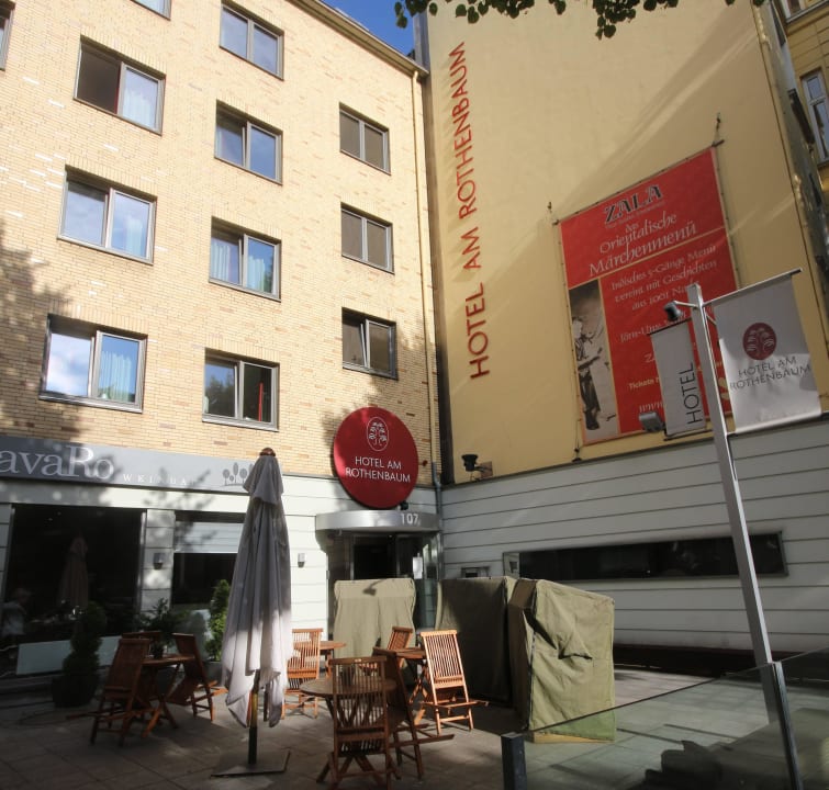 Vorderansicht Hotel am Rothenbaum