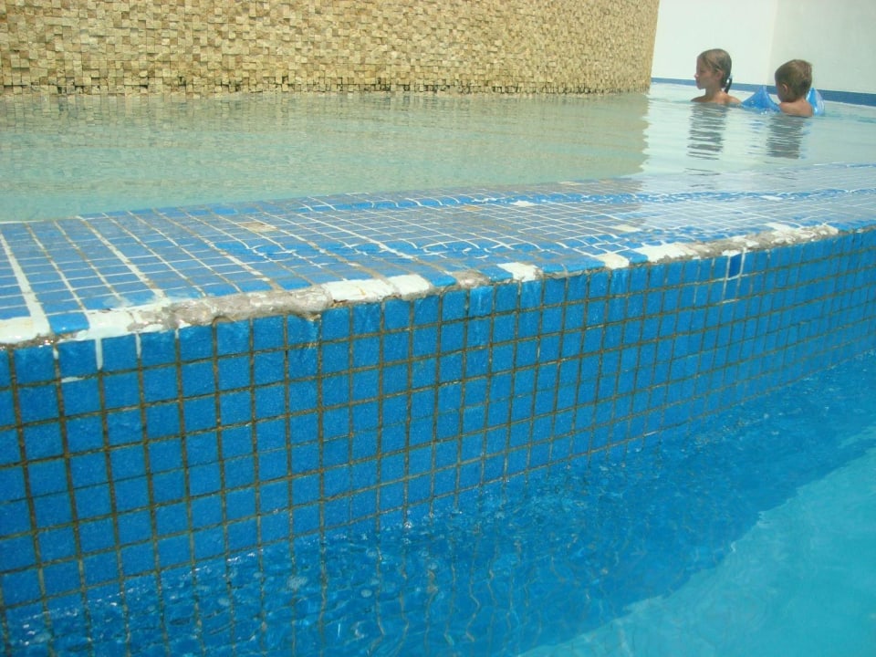 1 Aria Claros Beach & Spa Resort
