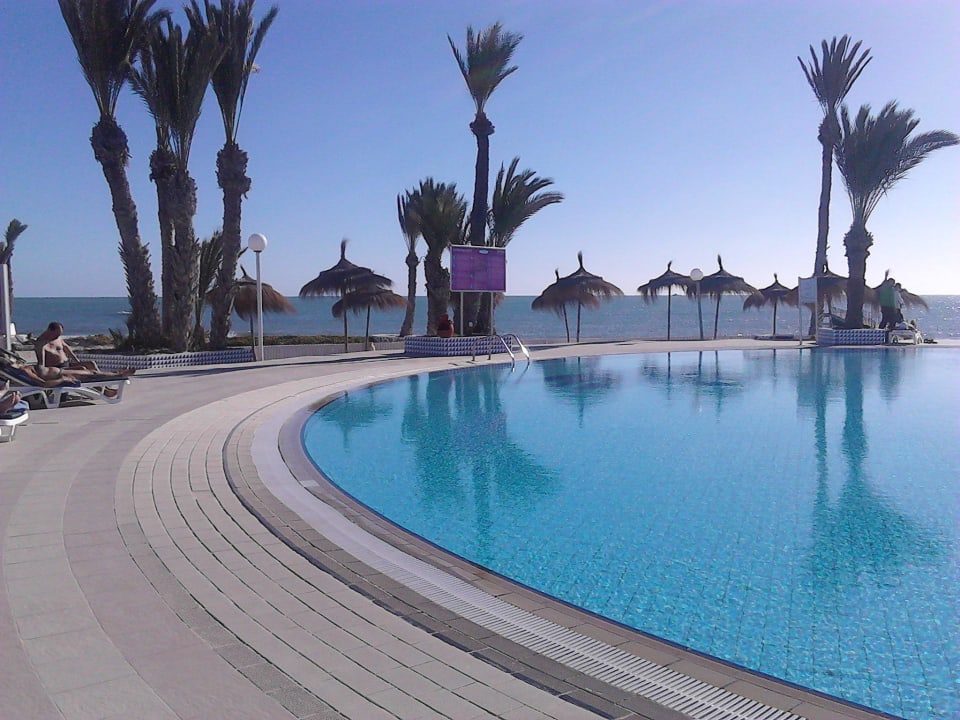 Pool am Meer Hotel El Mouradi Djerba Menzel