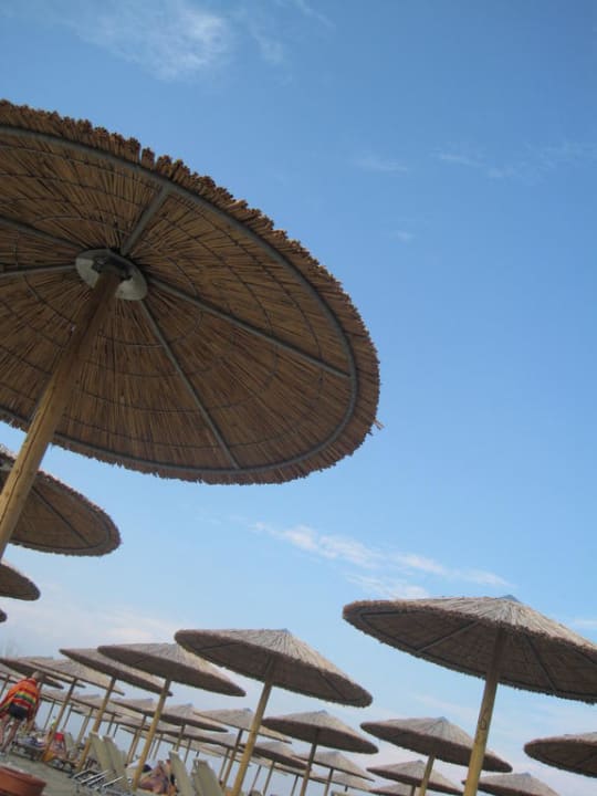 Sonnenschirme Mediterranean Village Hotel & Spa