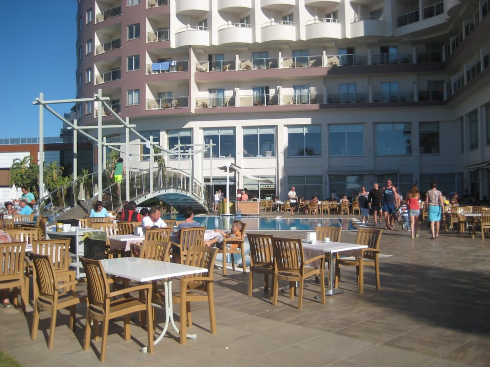 Terrasse Saturn Palace Resort Hotel