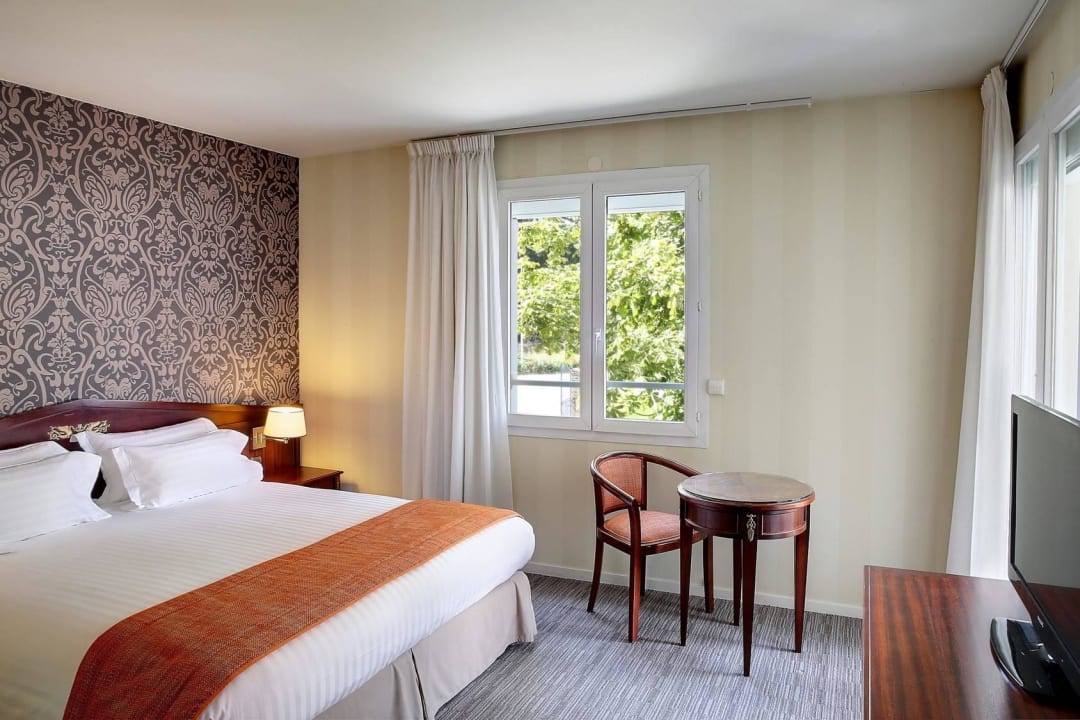 Classique tradition room Best Western Plus Paris Meudon Ermitage