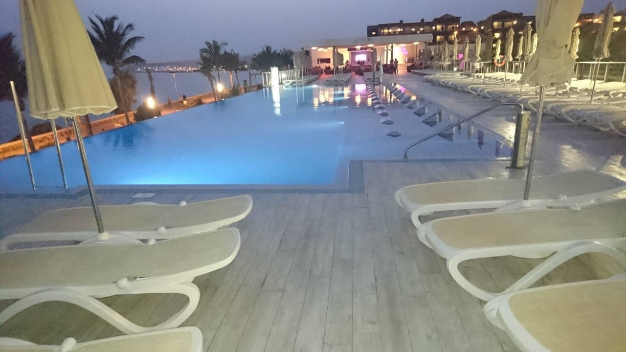 Pool am Abend Hotel Riu Gran Canaria