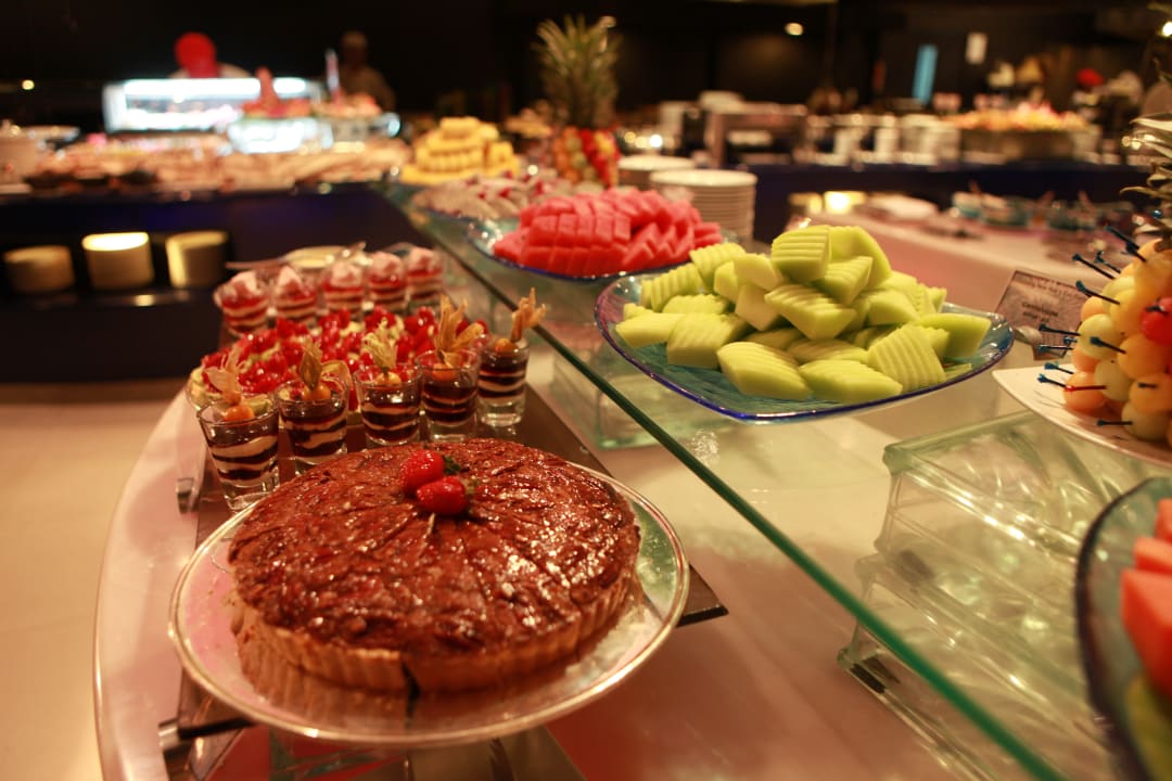 Gastro Ramada Plaza by Wyndham Bangkok Menam Riverside