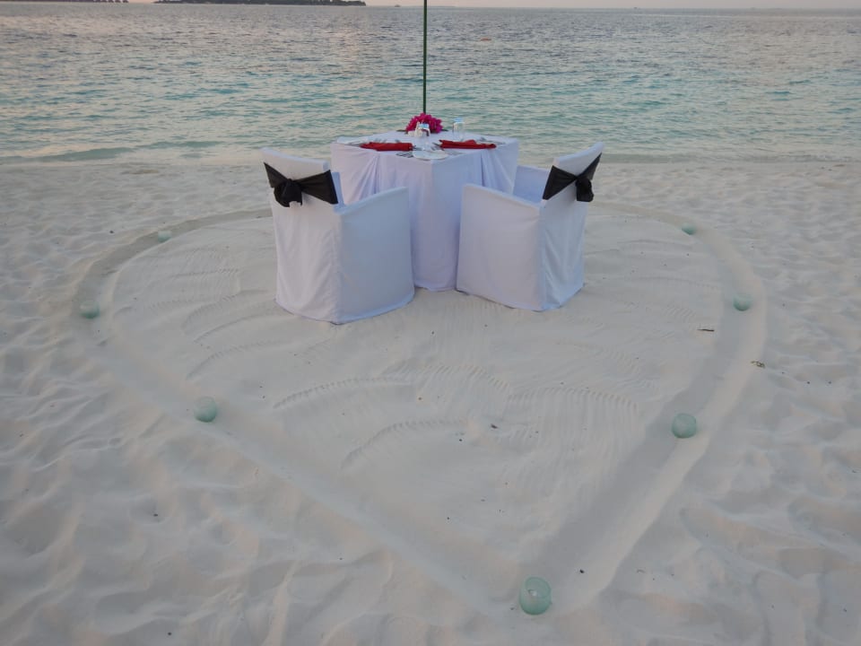 Strand Vilamendhoo Island Resort & Spa