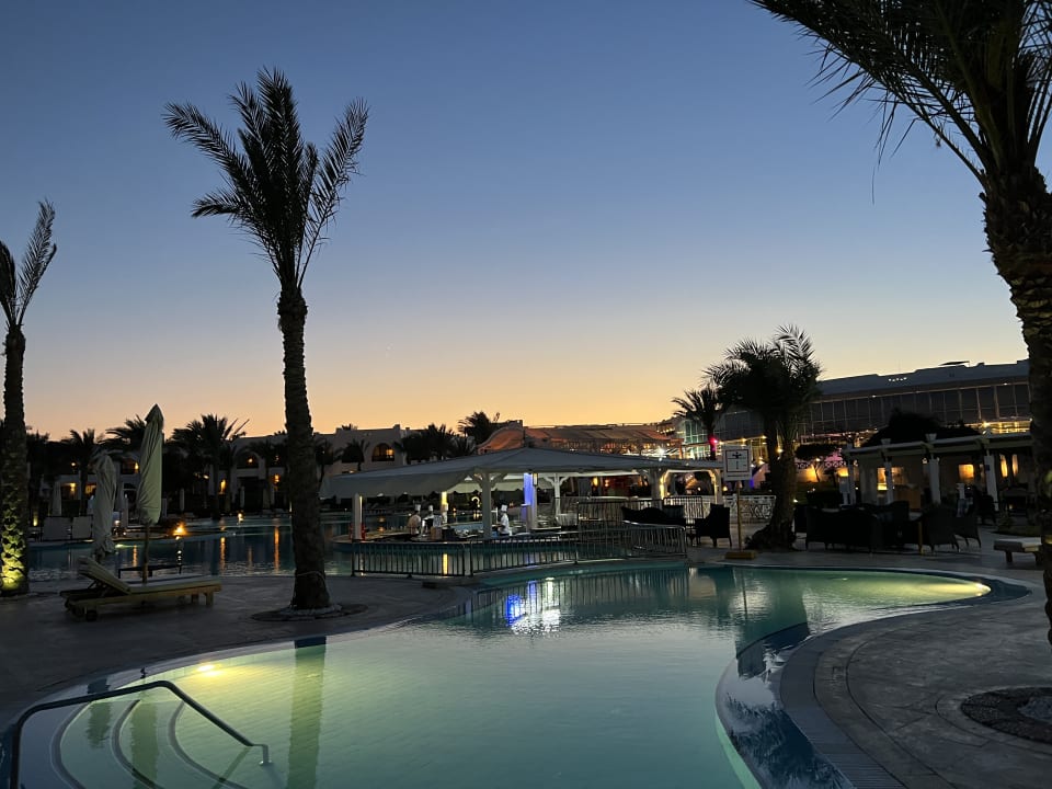 Pool Hilton Marsa Alam Nubian Resort