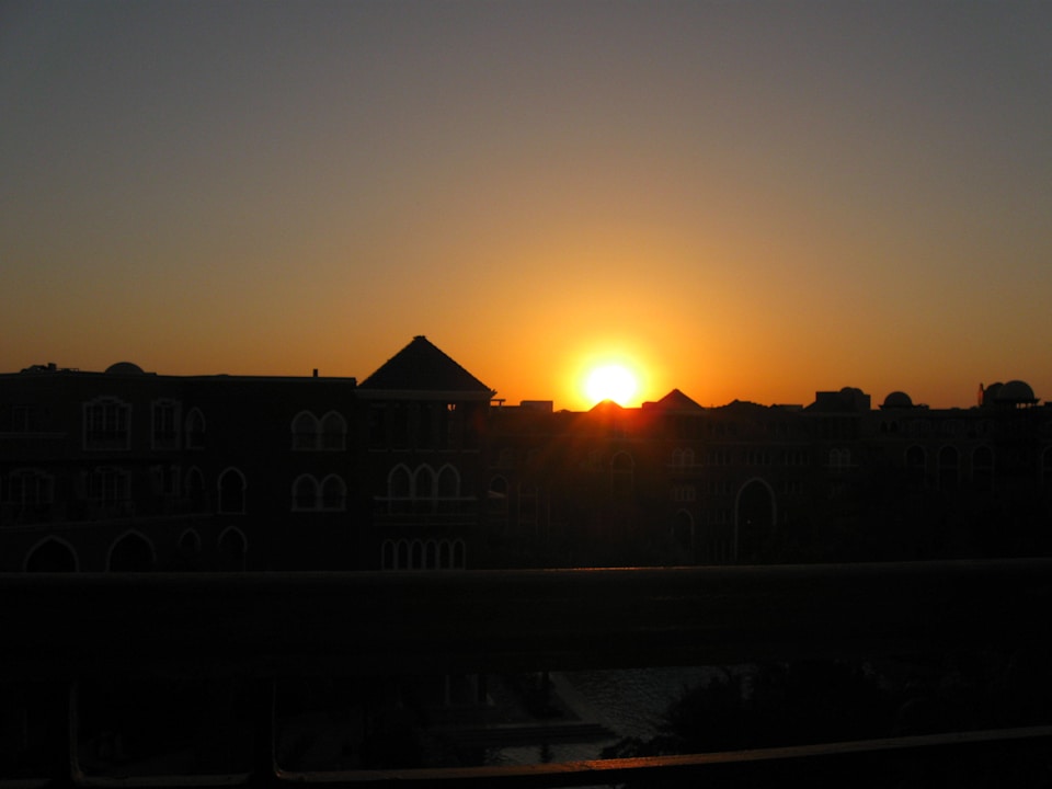 Sonnenuntergang Poolseite The Grand Resort