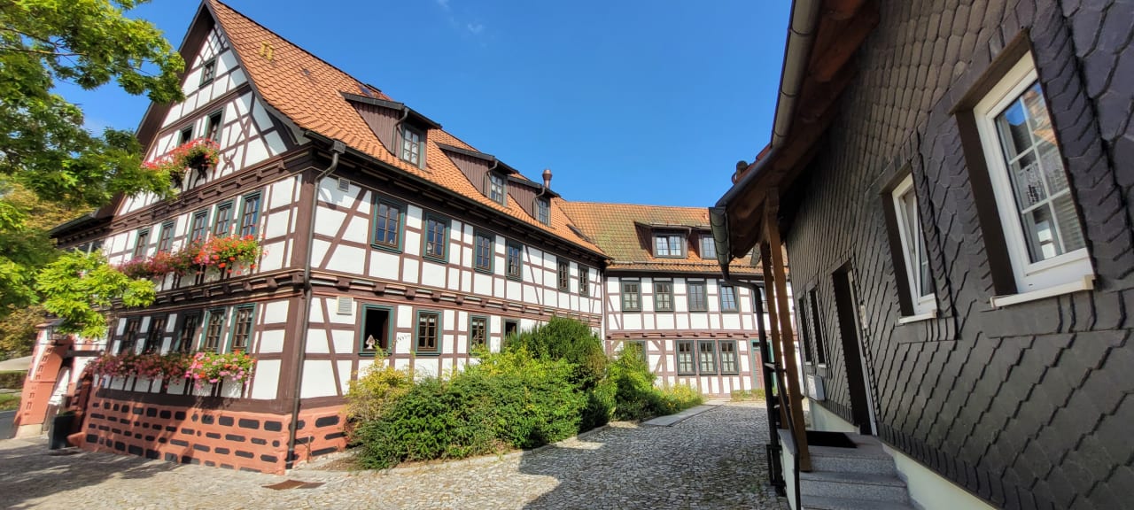 Außenansicht Hotel & Gasthaus Goldener Hirsch