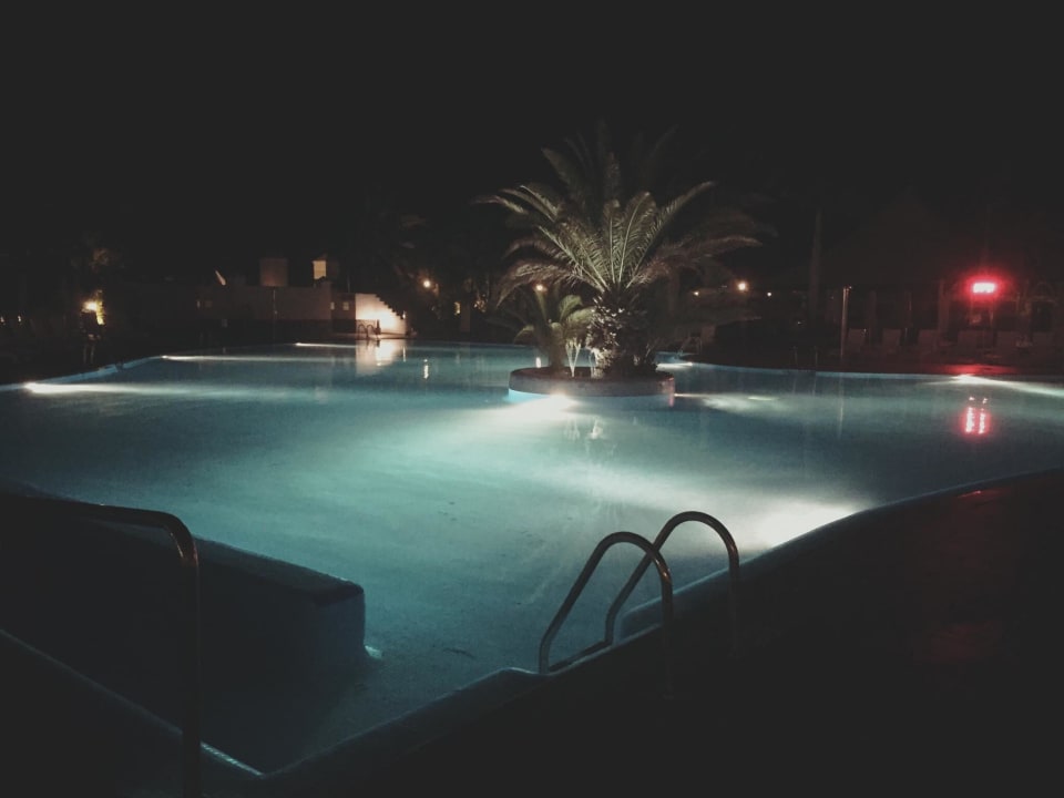 Pool um ca 23:00 Uhr Hotel Riu Palace Maspalomas Adults Only