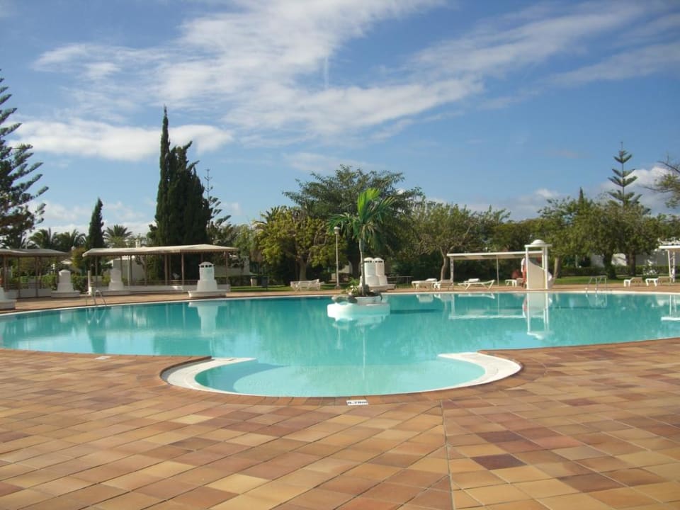 Poolanlage Bungalows Cordial Sandy Golf