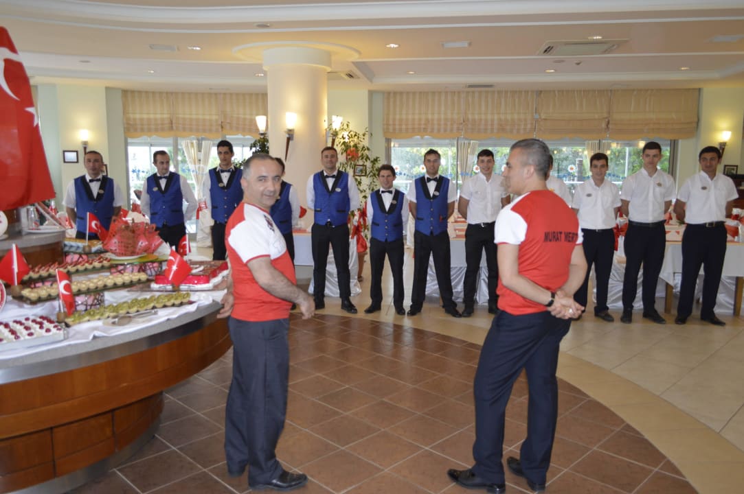 Die letzte Besprechung mit Personal Side Sun Hotel