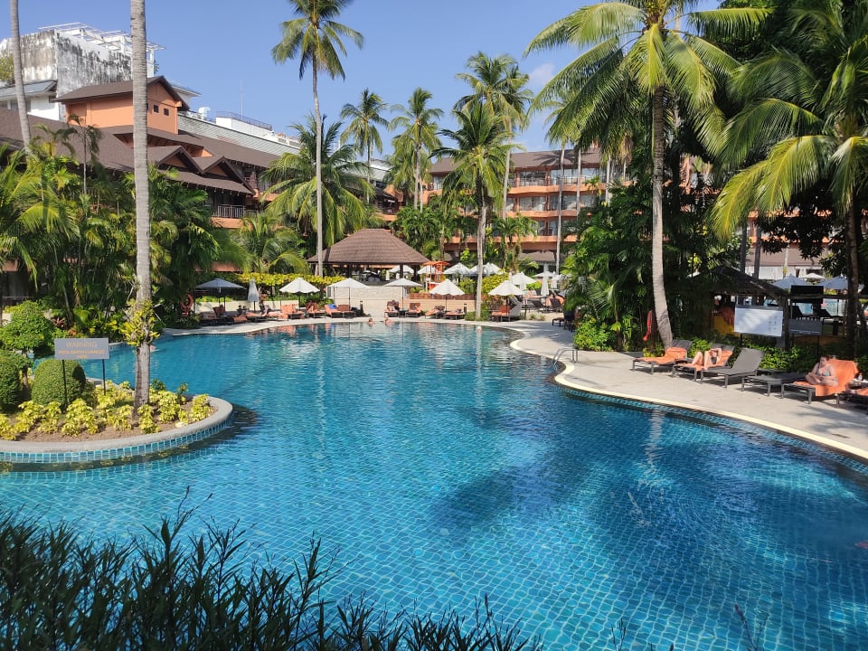 Pool Courtyard by Marriott Phuket, Patong Beach Resort