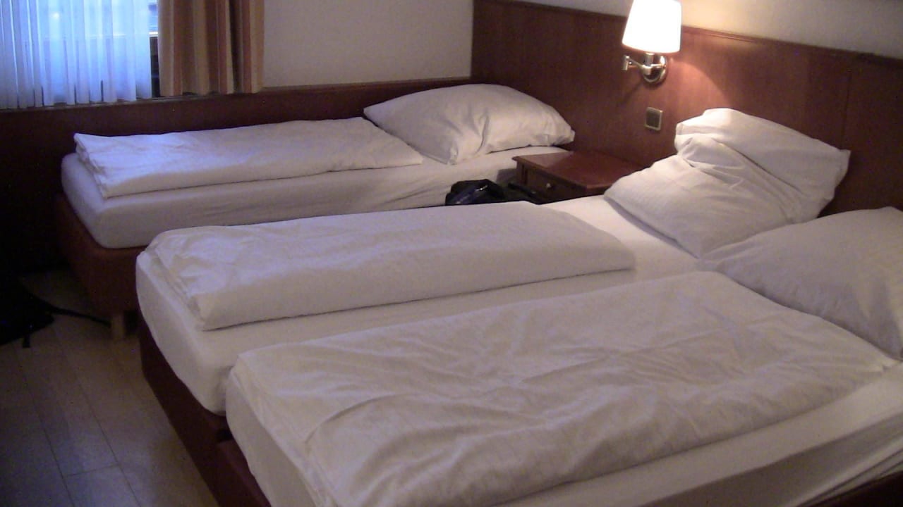 Familienzimmer 4 Betten Hotel Amba