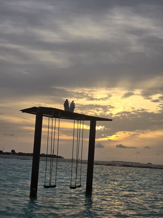 Strand Adaaran Select Meedhupparu Island Resort - Premium All Inclusive