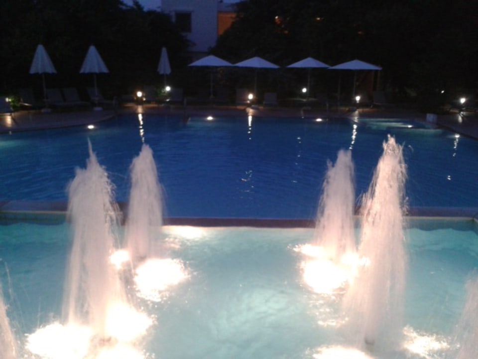 Pool Caravia Beach Hotel