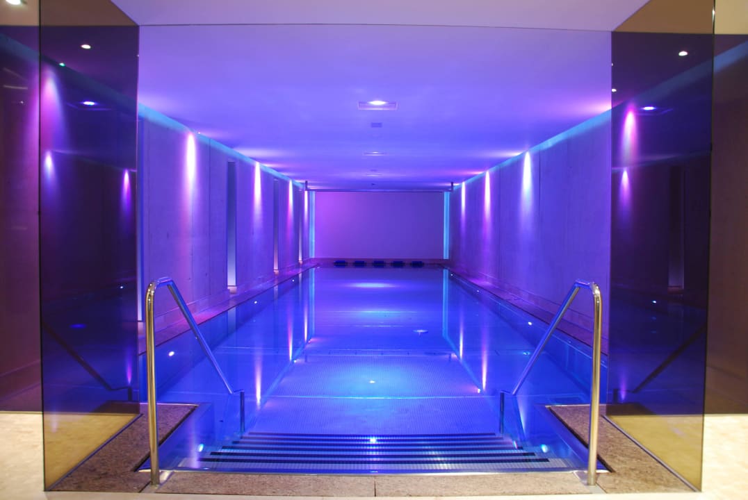 Piscine Intérieure Hotel Jerzner Hof