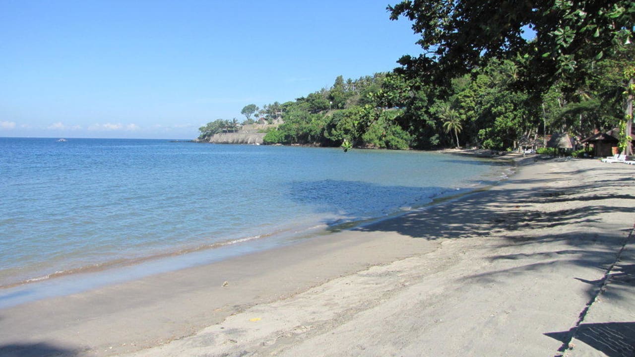 Strand vom Feinsten Hotel Sheraton Senggigi Lombok Beach Resort