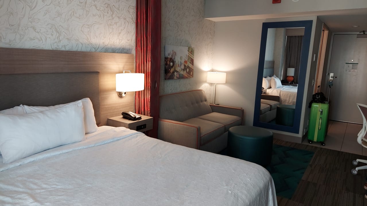 Zimmer Home2 Suites By Hilton Chicago River North