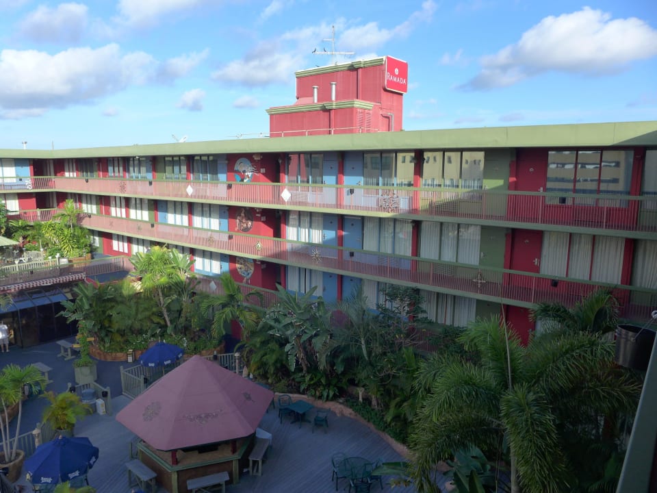 Aussen Ramada Downtown Hollywood  Hotel