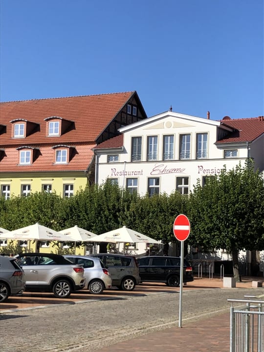 Außenansicht Restaurant & Pension Eshramo