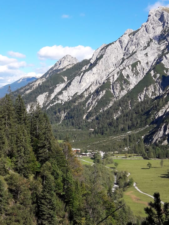 Ausblick Gramai Alm alpengenuss & natur spa