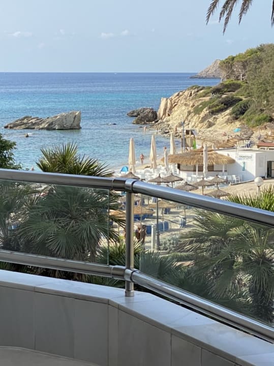 Strand Hotel Serrano Palace