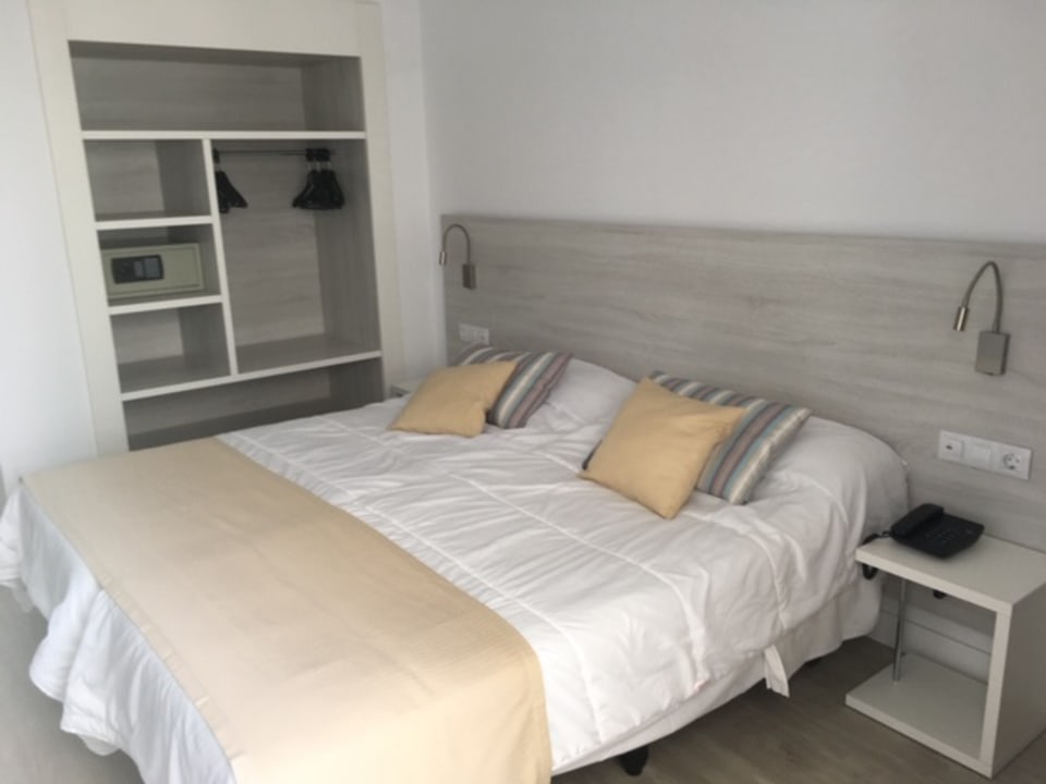 Zimmer Hotel BelleVue Vistanova