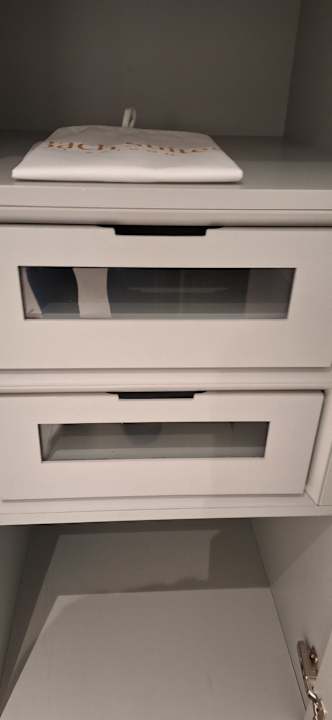 Zimmer Bach Suites Saigon, a Member of Design Hotels