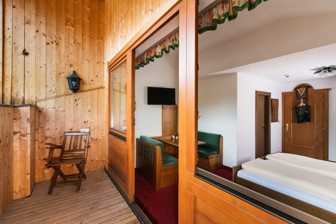 Zimmer Traditionsgasthof Weißbacher