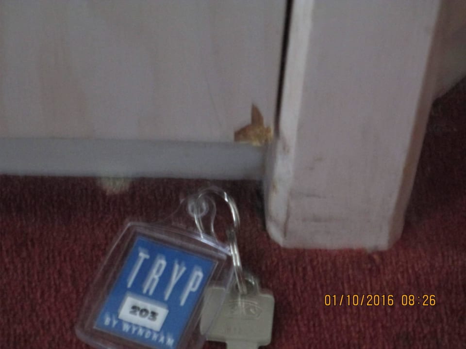 Schäden an Möbel Strandhotel Ahlbeck