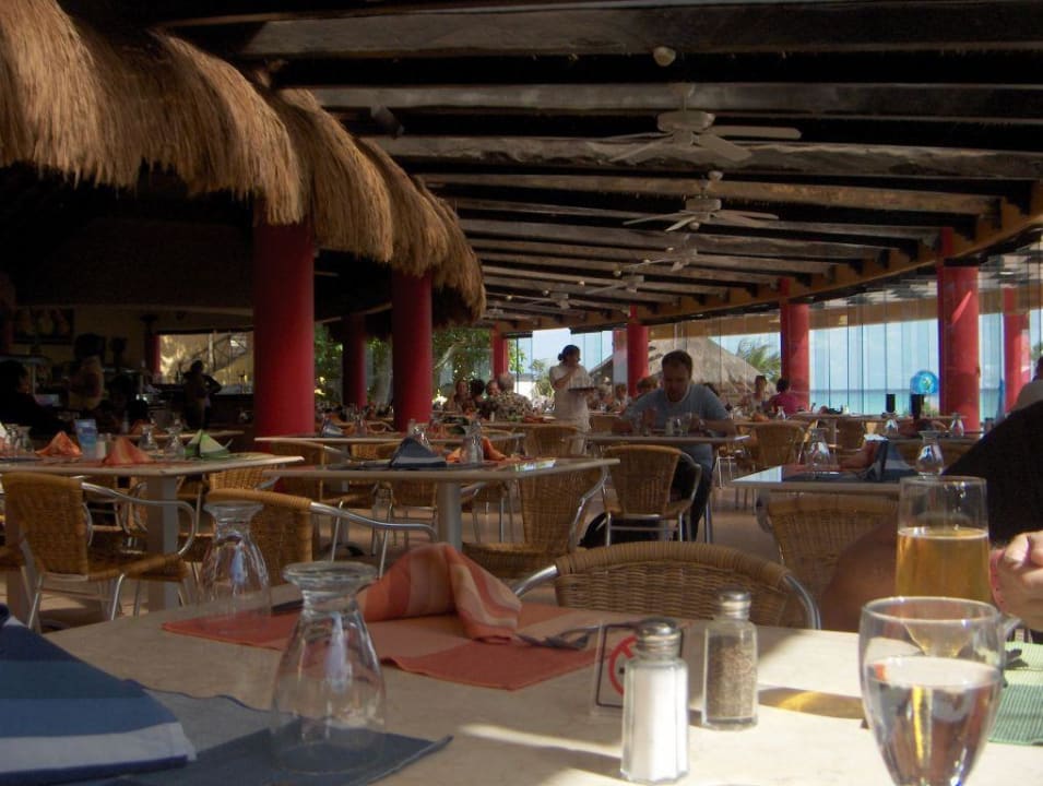 Restaurant The Reef Playacar