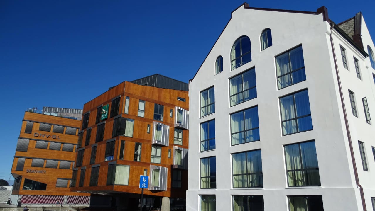 Rückseite Hotel Quality Inn Waterfront