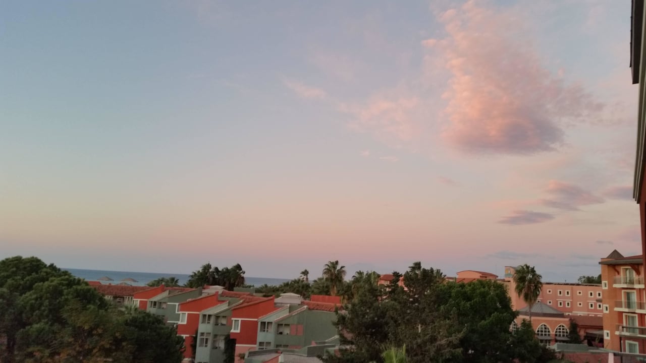 Blick vom Zimmer auf das Meer am Morgen Megasaray Club Belek