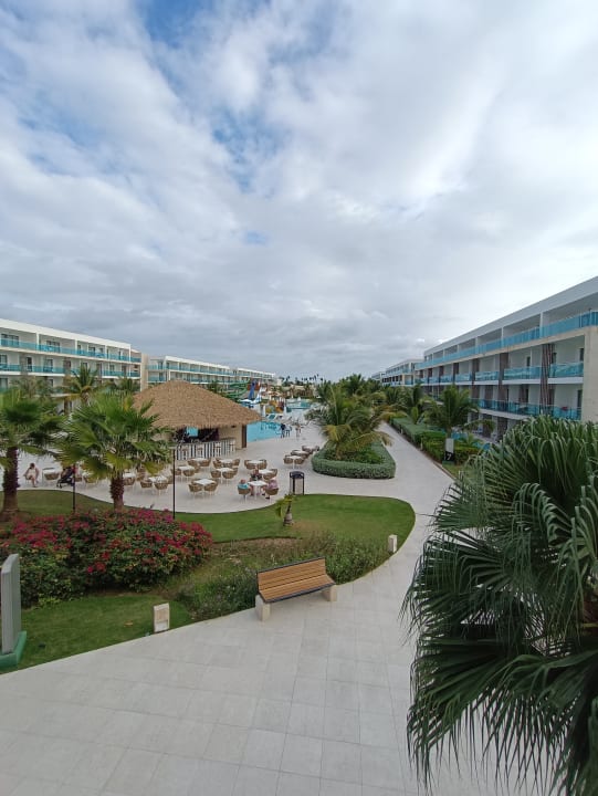 Außenansicht Serenade Punta Cana Beach & Spa resort