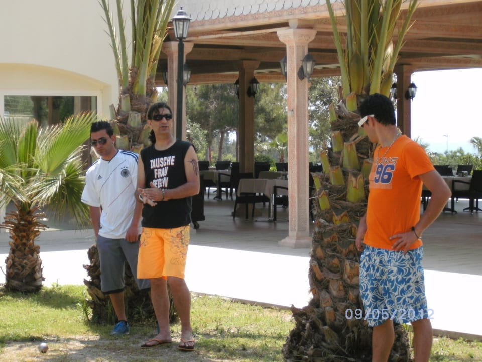 Animationsteam von li nach re Ümit, DJ Eddie, Emin Hotel Süral Resort